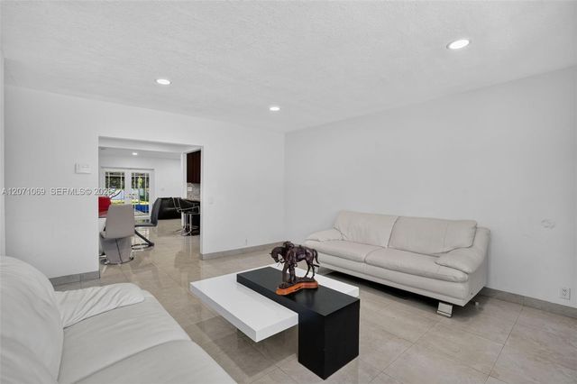 6010 SW 19 Street 6010, Miami, FL 33155