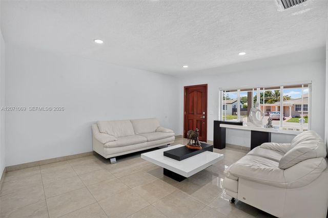 6010 SW 19 Street 6010, Miami, FL 33155