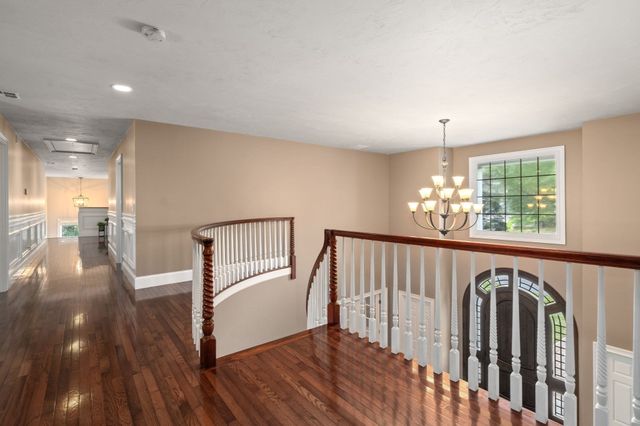 64 Cudworth Ln, Sudbury, MA 01776