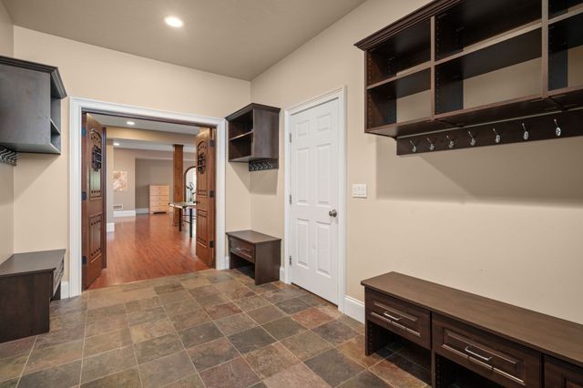 64 Cudworth Ln, Sudbury, MA 01776
