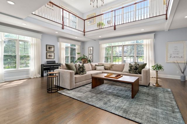 64 Cudworth Ln, Sudbury, MA 01776