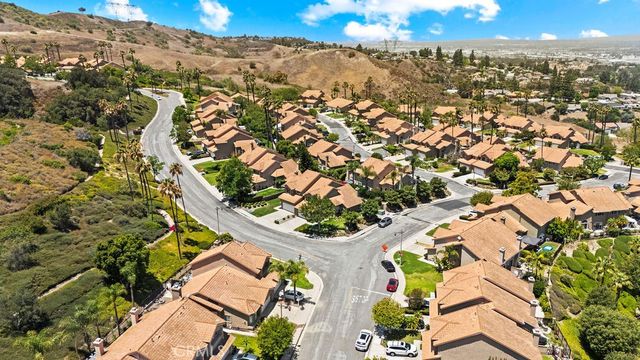 6041 E Queens Drive, Anaheim, CA 92807