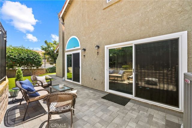 6041 E Queens Drive, Anaheim, CA 92807