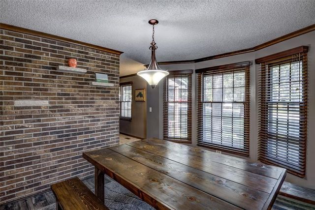 4610 Woodstock Court, Eau Claire, WI 54701