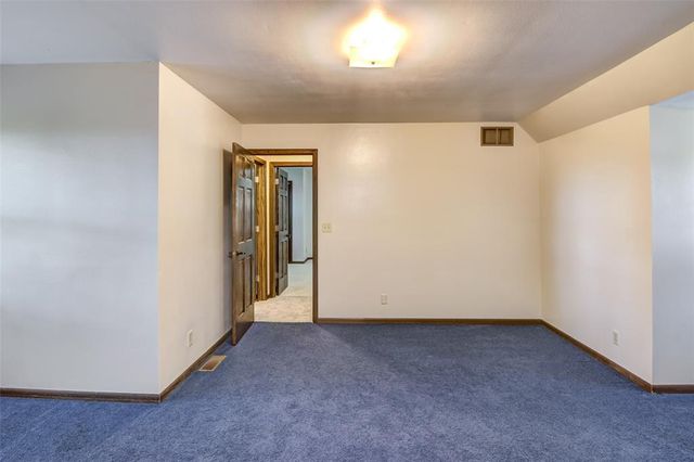 4610 Woodstock Court, Eau Claire, WI 54701