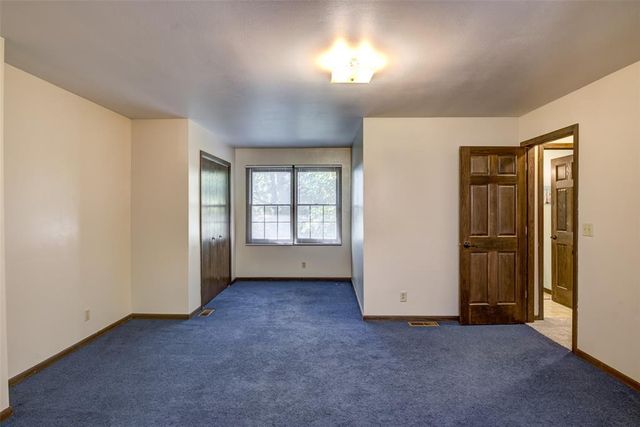 4610 Woodstock Court, Eau Claire, WI 54701