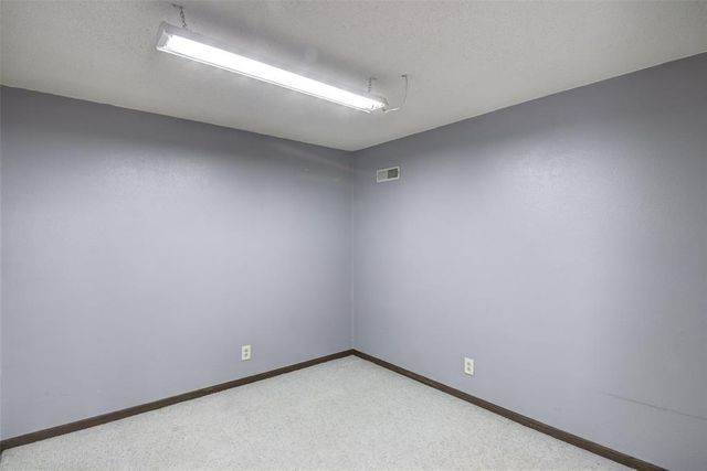 4610 Woodstock Court, Eau Claire, WI 54701