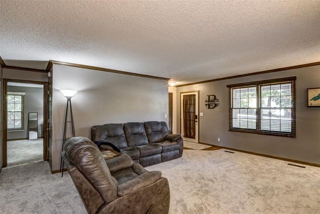 4610 Woodstock Court, Eau Claire, WI 54701