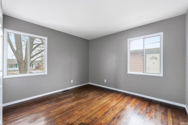 412 Edgeknoll Lane, Fort Wayne, IN 46816