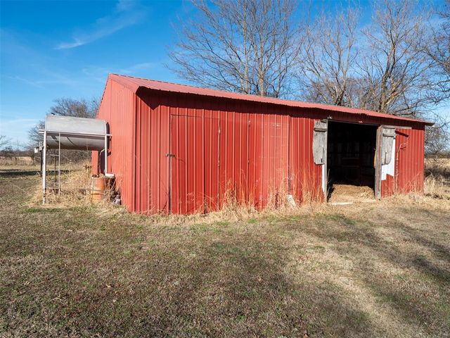 360104 E 1010 Road, Paden, OK 74860
