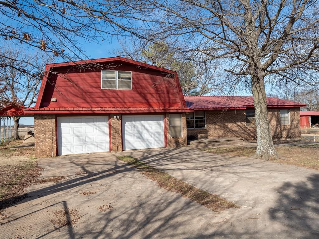 360104 E 1010 Road, Paden, OK 74860