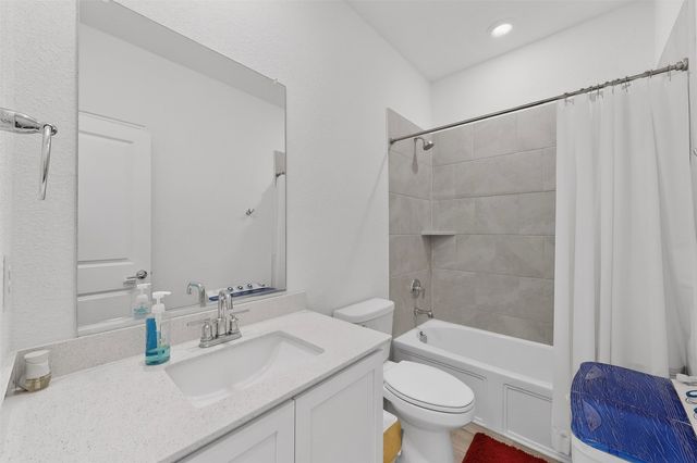 14621 Marrowglen Road, Fort Worth, TX 76052