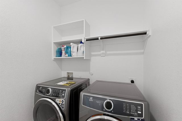 14621 Marrowglen Road, Fort Worth, TX 76052