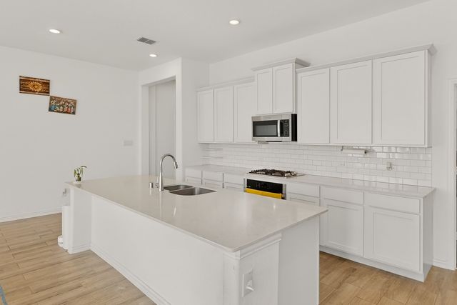 14621 Marrowglen Road, Fort Worth, TX 76052