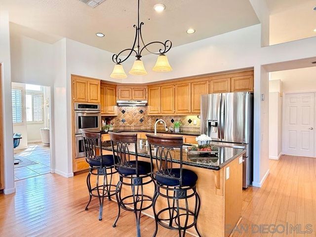 3605 Hidden Trail Dr, Jamul, CA 91935