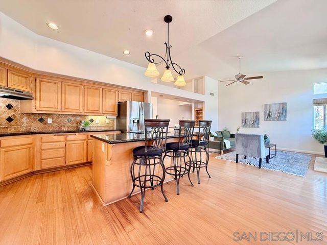 3605 Hidden Trail Dr, Jamul, CA 91935