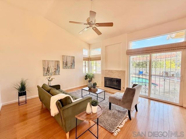 3605 Hidden Trail Dr, Jamul, CA 91935