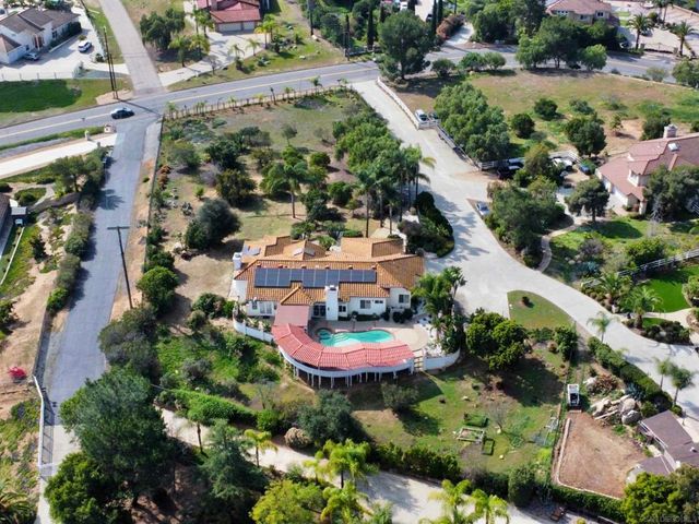 3605 Hidden Trail Dr, Jamul, CA 91935