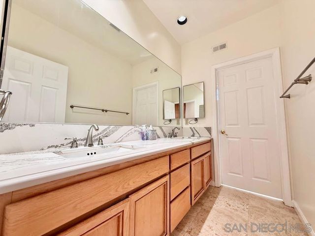 3605 Hidden Trail Dr, Jamul, CA 91935