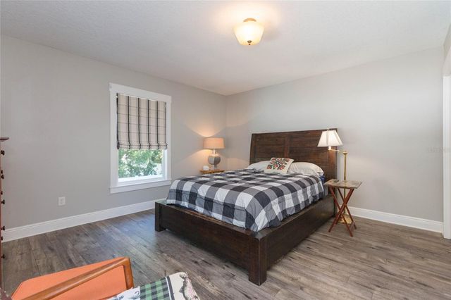 602 W HILDA STREET, Tampa, FL 33603