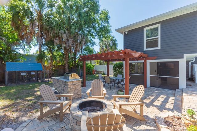 602 W HILDA STREET, Tampa, FL 33603