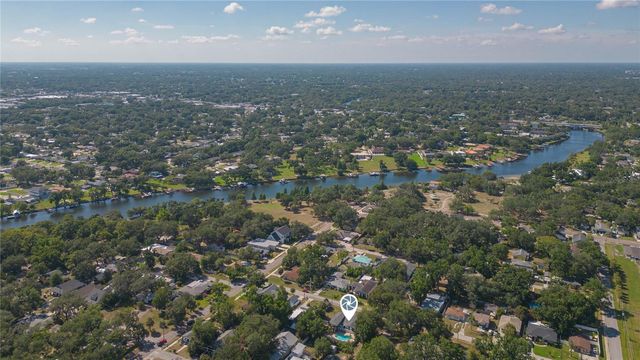 602 W HILDA STREET, Tampa, FL 33603