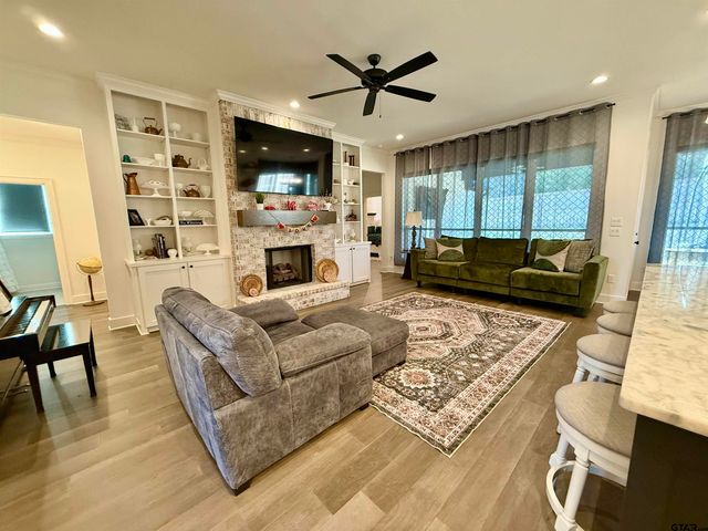 4196 Palo Pinto Creek Cir, Tyler, TX 75703