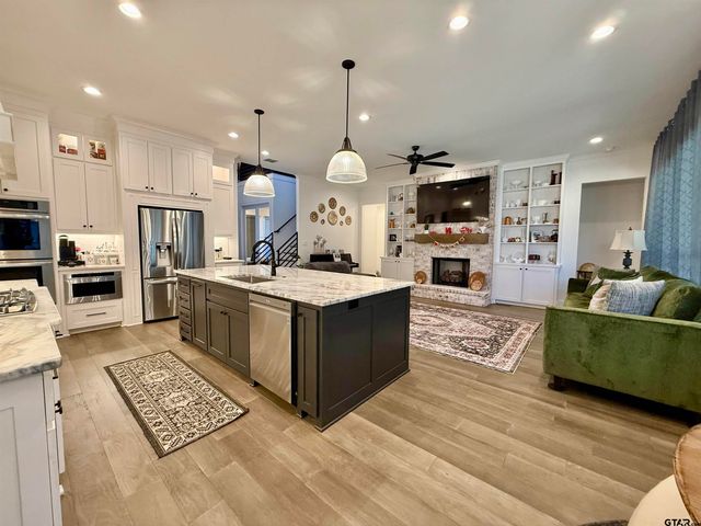 4196 Palo Pinto Creek Cir, Tyler, TX 75703