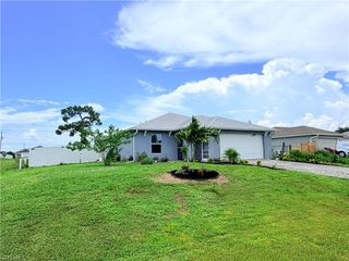 1010 NE 1st AVE, Cape Coral, FL 33909