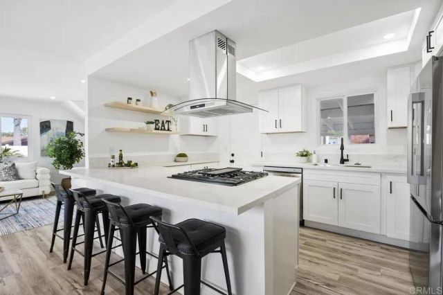 2537 Davis Avenue, Carlsbad, CA 92008