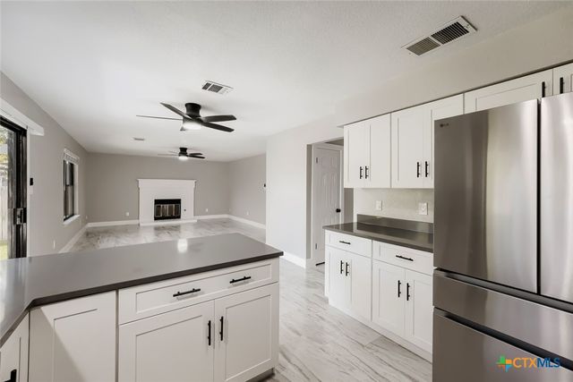1612 Hermitage Drive, Round Rock, TX 78681