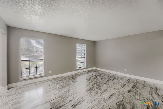 1612 Hermitage Drive, Round Rock, TX 78681