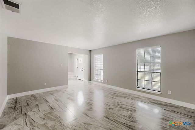 1612 Hermitage Drive, Round Rock, TX 78681