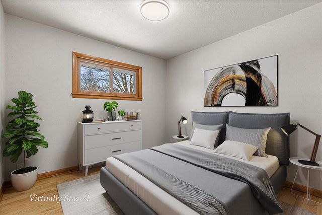 632 S 16th AVENUE, West Bend, WI 53095