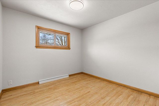 632 S 16th AVENUE, West Bend, WI 53095