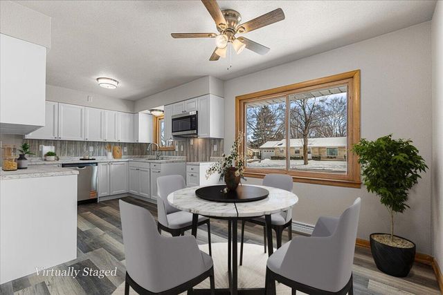 632 S 16th AVENUE, West Bend, WI 53095