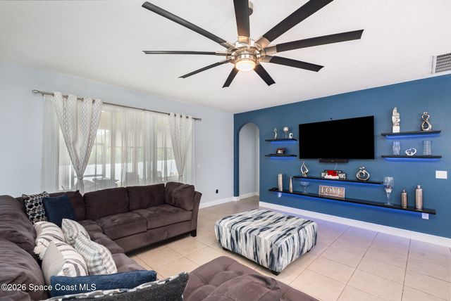 1421 Daystar Lane, Deltona, FL 32725