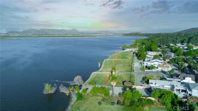 17306 Grand Avenue, Lake Elsinore, CA 92530