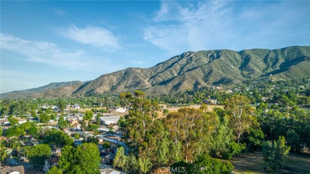 17306 Grand Avenue, Lake Elsinore, CA 92530