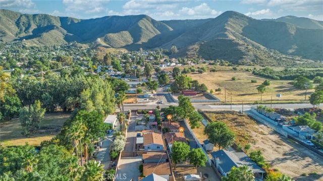 17306 Grand Avenue, Lake Elsinore, CA 92530