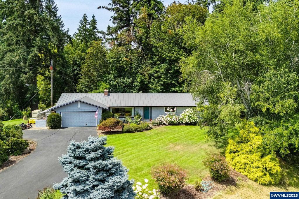 29497 S Meridian Rd, Hubbard, OR 97032