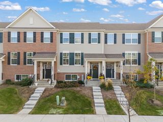 1639 Bentz Way, Batavia, IL 60510