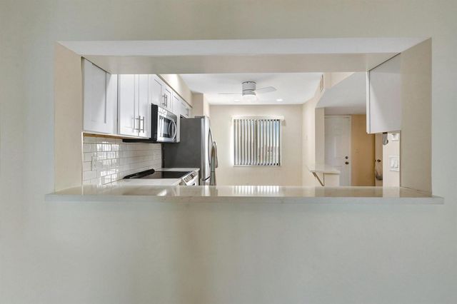 14460 Strathmore Lane 807, Delray Beach, FL 33446