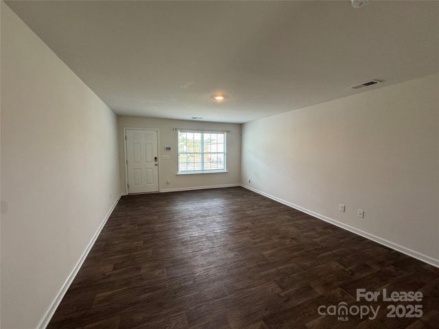 318 Kingsford Drive, Stanley, NC 28164