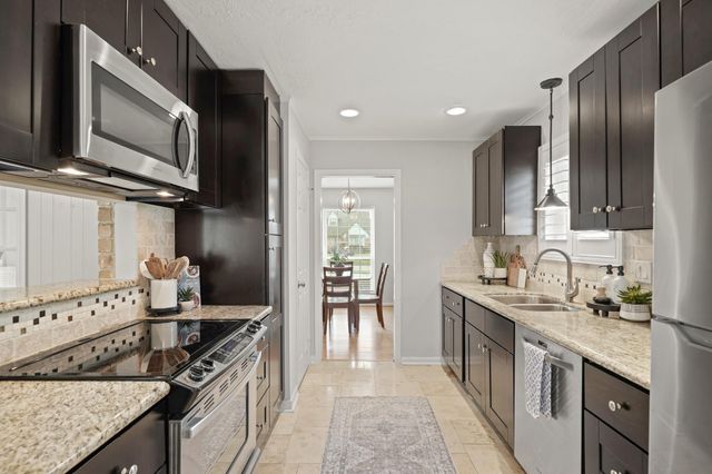 2706 Bernadette Lane, Houston, TX 77043