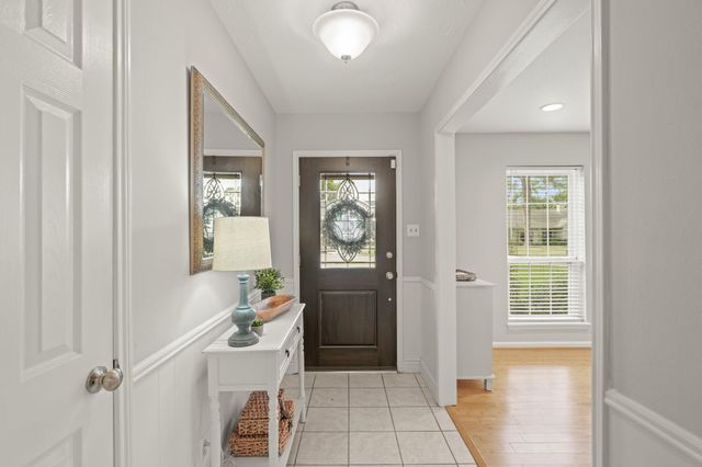 2706 Bernadette Lane, Houston, TX 77043