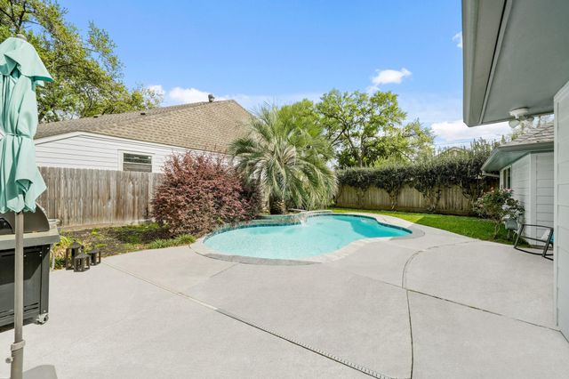 2706 Bernadette Lane, Houston, TX 77043