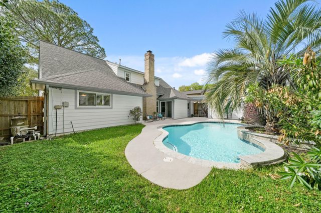 2706 Bernadette Lane, Houston, TX 77043