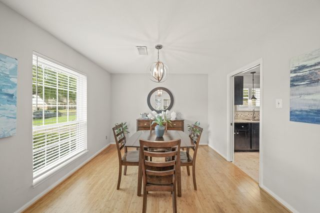 2706 Bernadette Lane, Houston, TX 77043