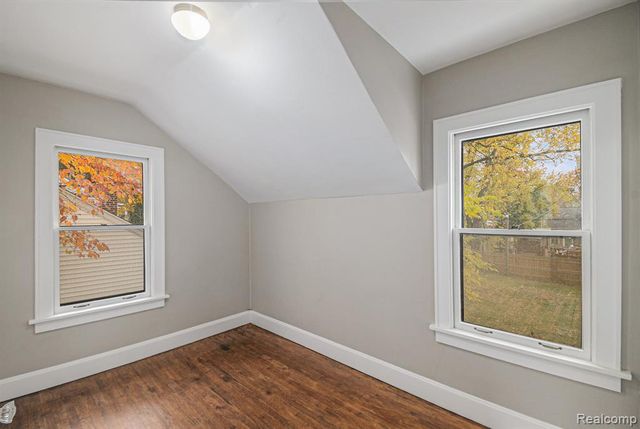 610 N Dexter Drive, Lansing, MI 48910